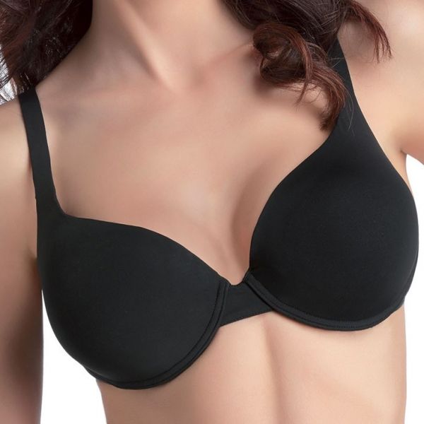 Donna Reggiseno in coppa D